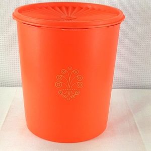 Vintage tupperware canister